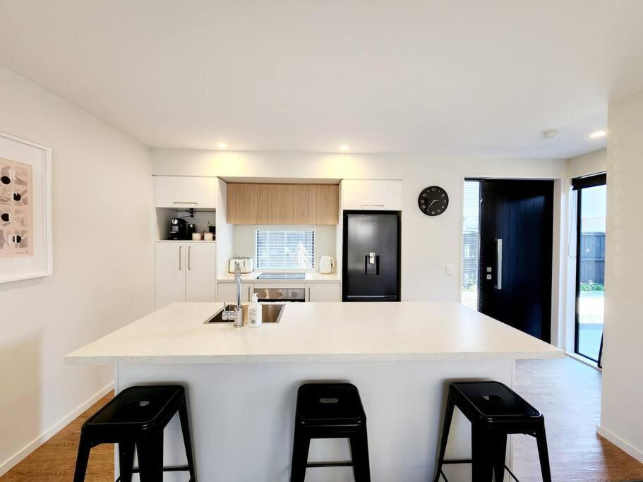 Central Home With Internal Garage - Close To Cbd! Christchurch Dış mekan fotoğraf