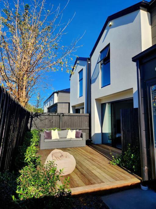 Central Home With Internal Garage - Close To Cbd! Christchurch Dış mekan fotoğraf